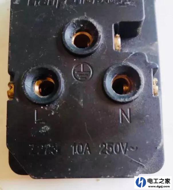 控制插座的开关改成插座和原来已有的插座并联可以吗